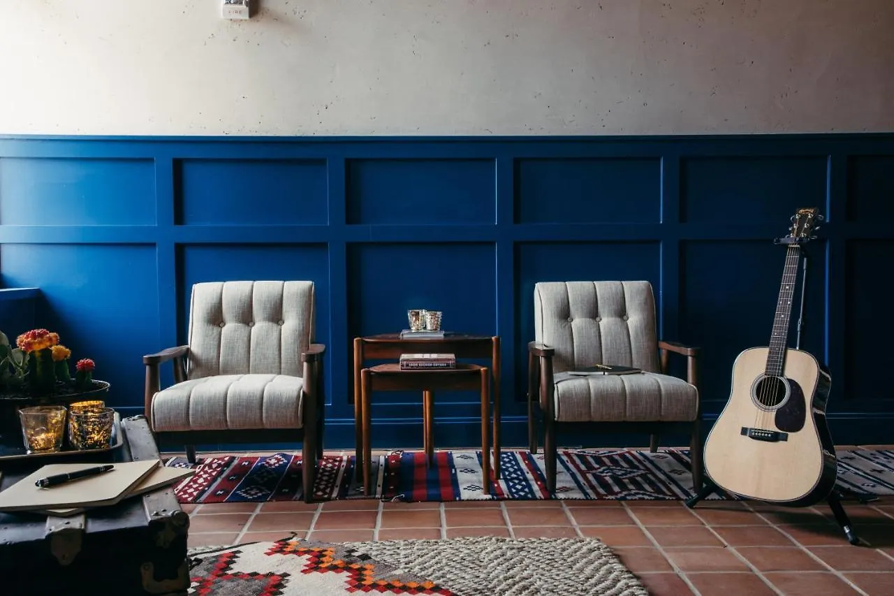 ****  Hutton Hotel Nashville United States