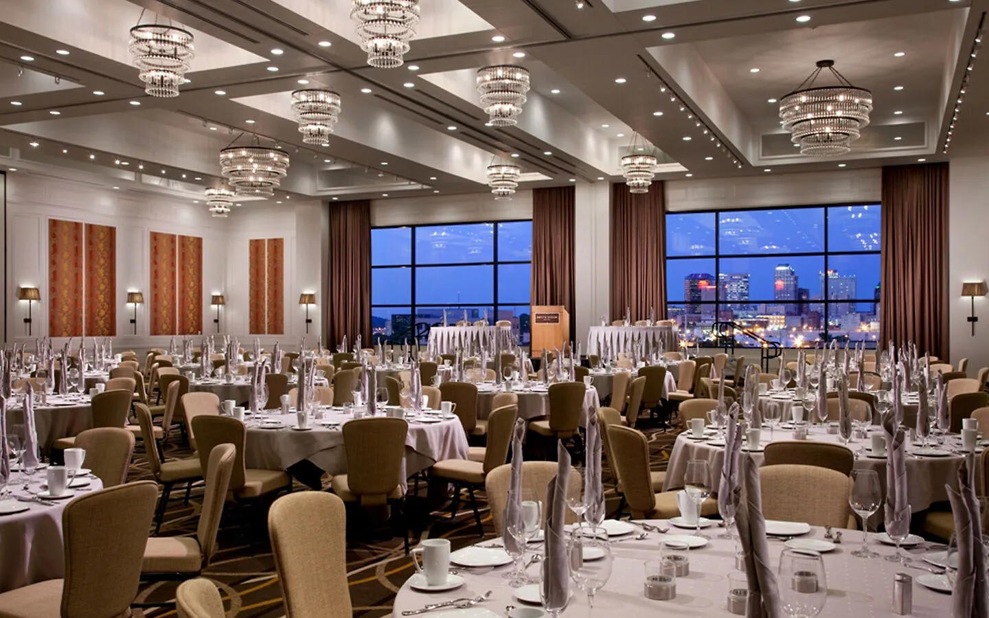 ****  Hutton Hotel Nashville United States